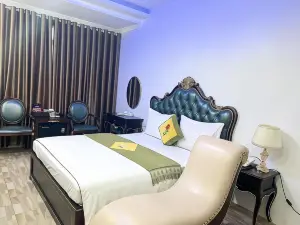 Hoang Gia Hotel Dong Tru -by Bay Luxury