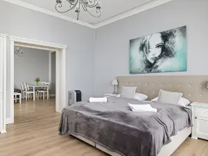 Luxury Apartment in Szczecin by Renters