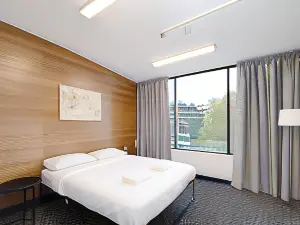 Trademark Hostel - Fully Air Conditioned