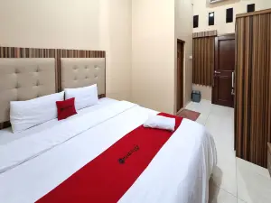RedDoorz Syariah Near Exit Toll Pekalongan 2