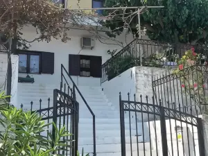 Limanaki