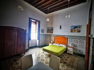 Atlantis Surf Hostel