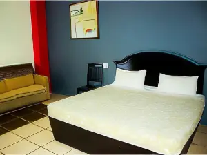 Hotel Pacific