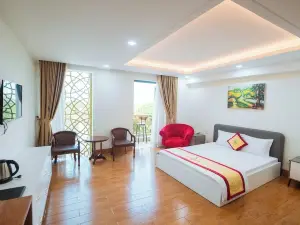 Bao Long Go Vap Hotel