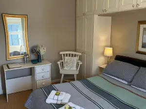 Marine Villa B&B