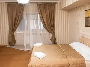 Grand Hotel