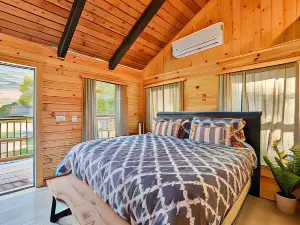 Matterhorns Hunter Lodge