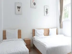 Audi Inn Hotel