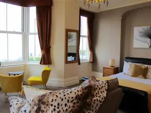 The Crown Hotel