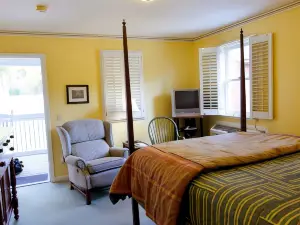 Green Tree Inn