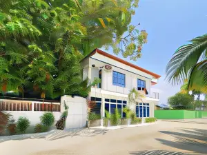 Sevinex Inn