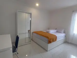 Hotel Wisma Mangurna