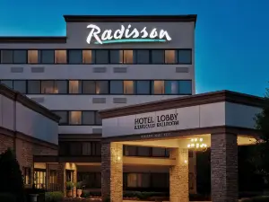 Radisson Hotel Freehold