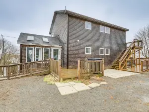Newly Renovated Maine Retreat: Deck w/ Ocean View!