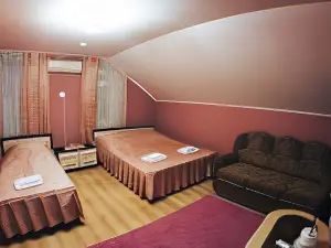 Dinastiya Hotel