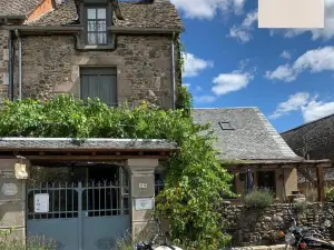 Au Pont D’Olt
