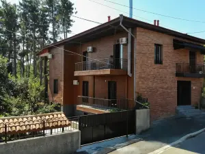 Hotel უცხო-Utskho