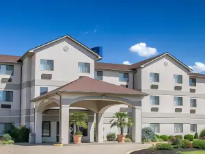 Quality Inn & Suites Brooks Louisville South