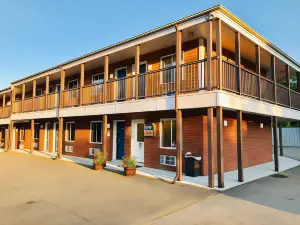 Red Roof Inn & Suites Swansea