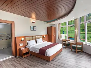 Himalayan Splendour Resort