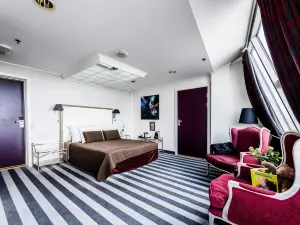 Home Hotel Grand Olav