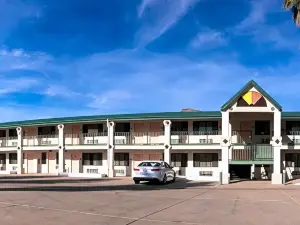 Days Inn by Wyndham Safford, AZ