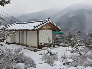 Yeongju Go There Pension
