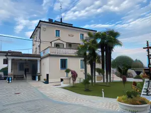 B&B Stazione Don Camillo