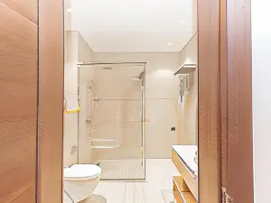 Sea Breeze White Villa 2