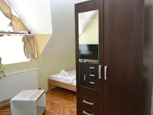 Ezüstfenyő Hotel