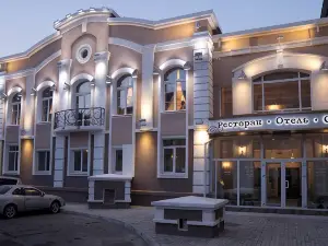 Na Naberezhnoj Mini-Hotel