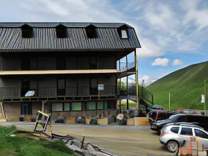 Ushguli Panorama Guest House