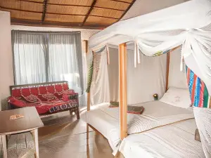 Thumbi View Lodge