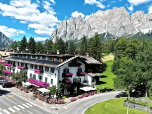 Hotel Menardi