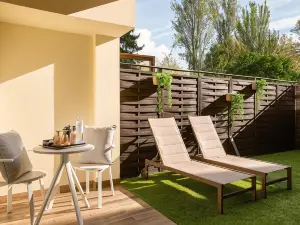 Suite 1907 Aviles