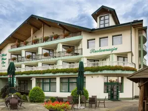 Hotel I Restauracja Bona