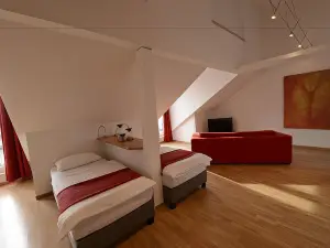 Urraum Hotel