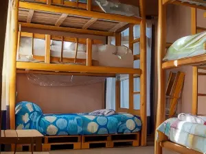 Kondur Elementos Eco Hostel