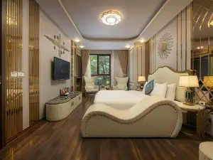 Bảo Ngọc Hotel Linh Đàm