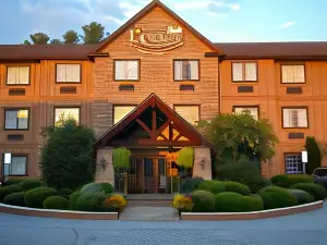 The Lodge at Flat Rock