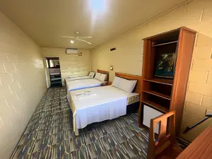 Transit Motel