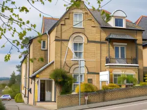 Abbey Lodge Hotel