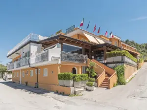 Hotel Ristorante Colleverde