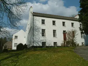 Lowbyer Manor Country House