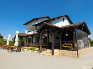 Popasul Montan - Piscina, Tenis & Vedere Munte