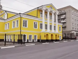 Rossiya Hotel