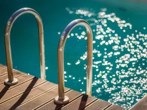 Villa Bond with Private Swimming Pool