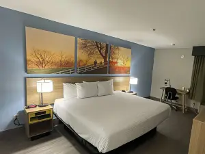 Days Inn by Wyndham Shawnee