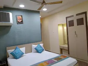 Hotel Vaidya Regency & Manuhar Restaurant, Balaghat