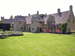 Abbots Grange Manor House